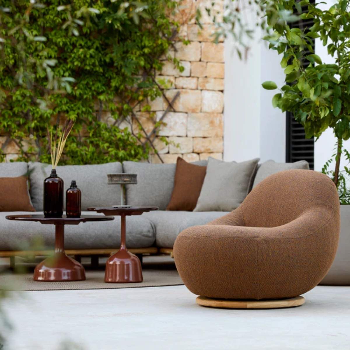 Cane-line Gem Lounge Chair W/Teak Swivel - Image 11