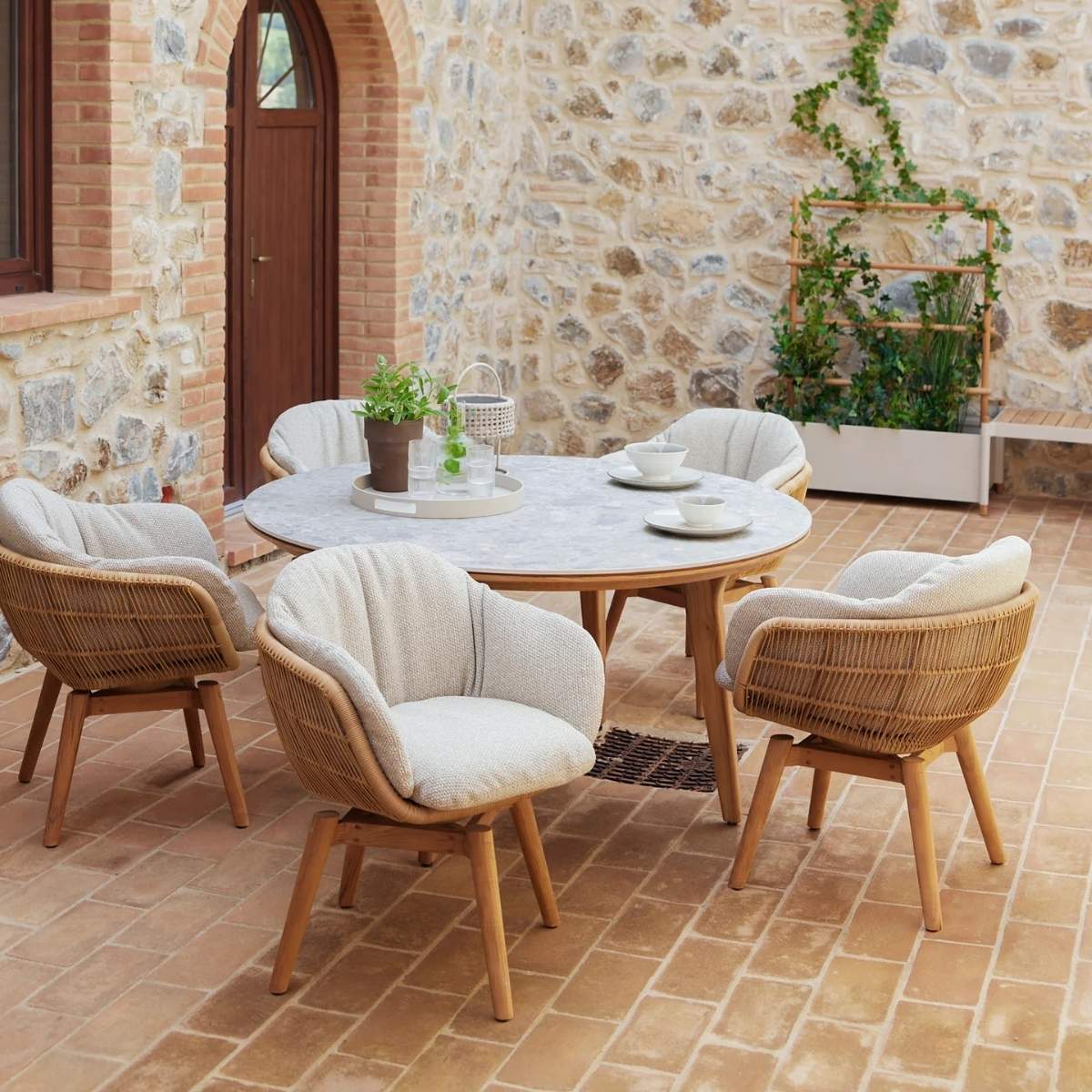 Cane-line Stay Chair W/Teak Swivel - Image 9