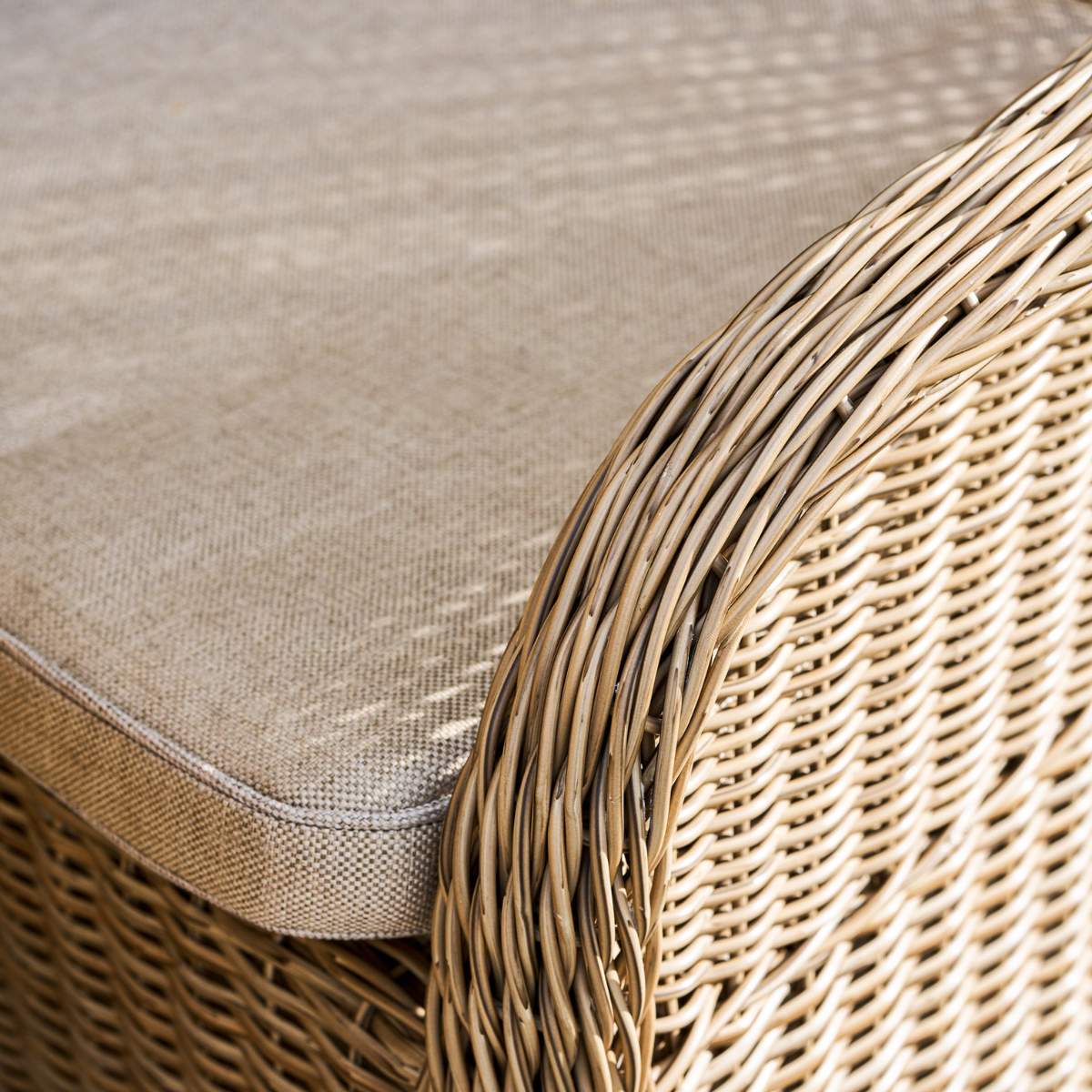 Garden Trading Brayford Bistro Set Dark Natural - Image 3