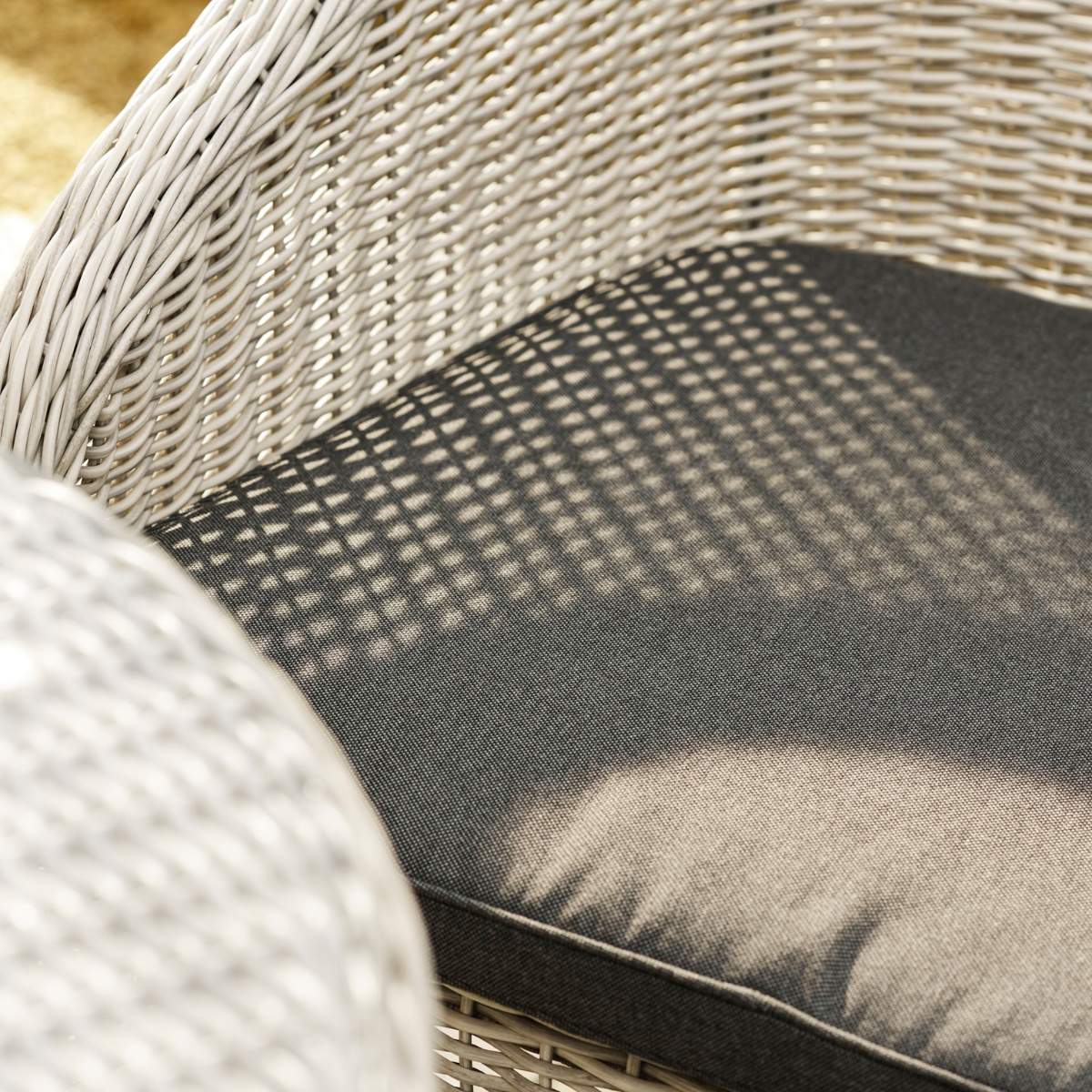 Garden Trading Brayford Bistro Set Light Grey - Image 12