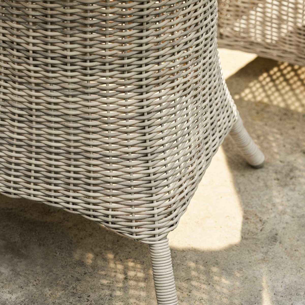 Garden Trading Brayford Bistro Set Light Grey - Image 4