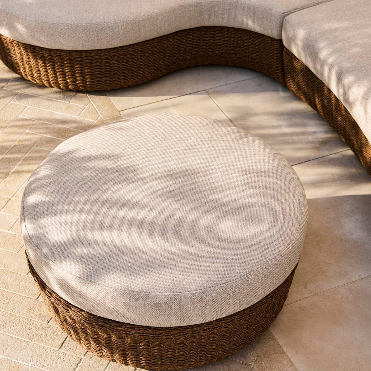 Garden Trading Hambridge Curved Corner Sofa Set Dark Natural - Image 9