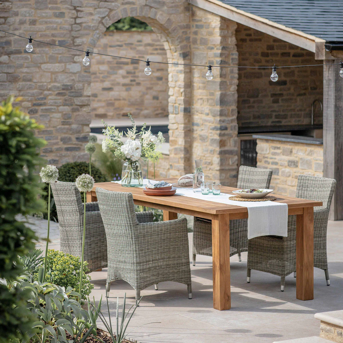Garden Trading St Mawes Dining Table 8 Seater - Image 6