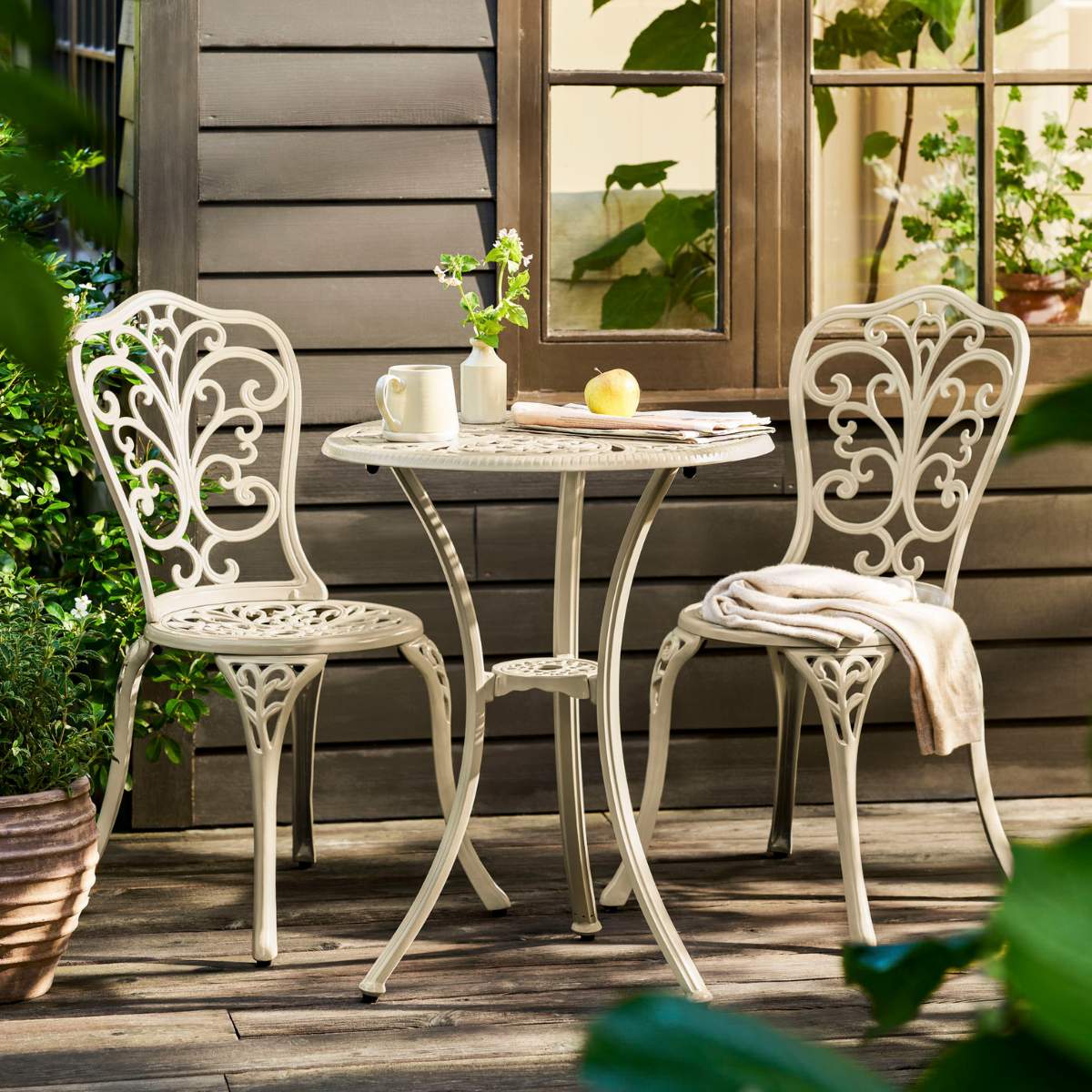Garden Trading Watemoor Bistro Set Clay - Image 11