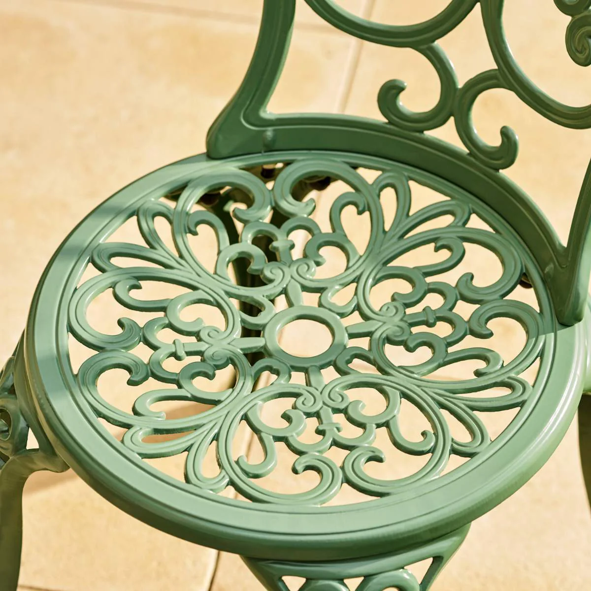 Garden Trading Watemoor Bistro Set Thistle Green - Image 8