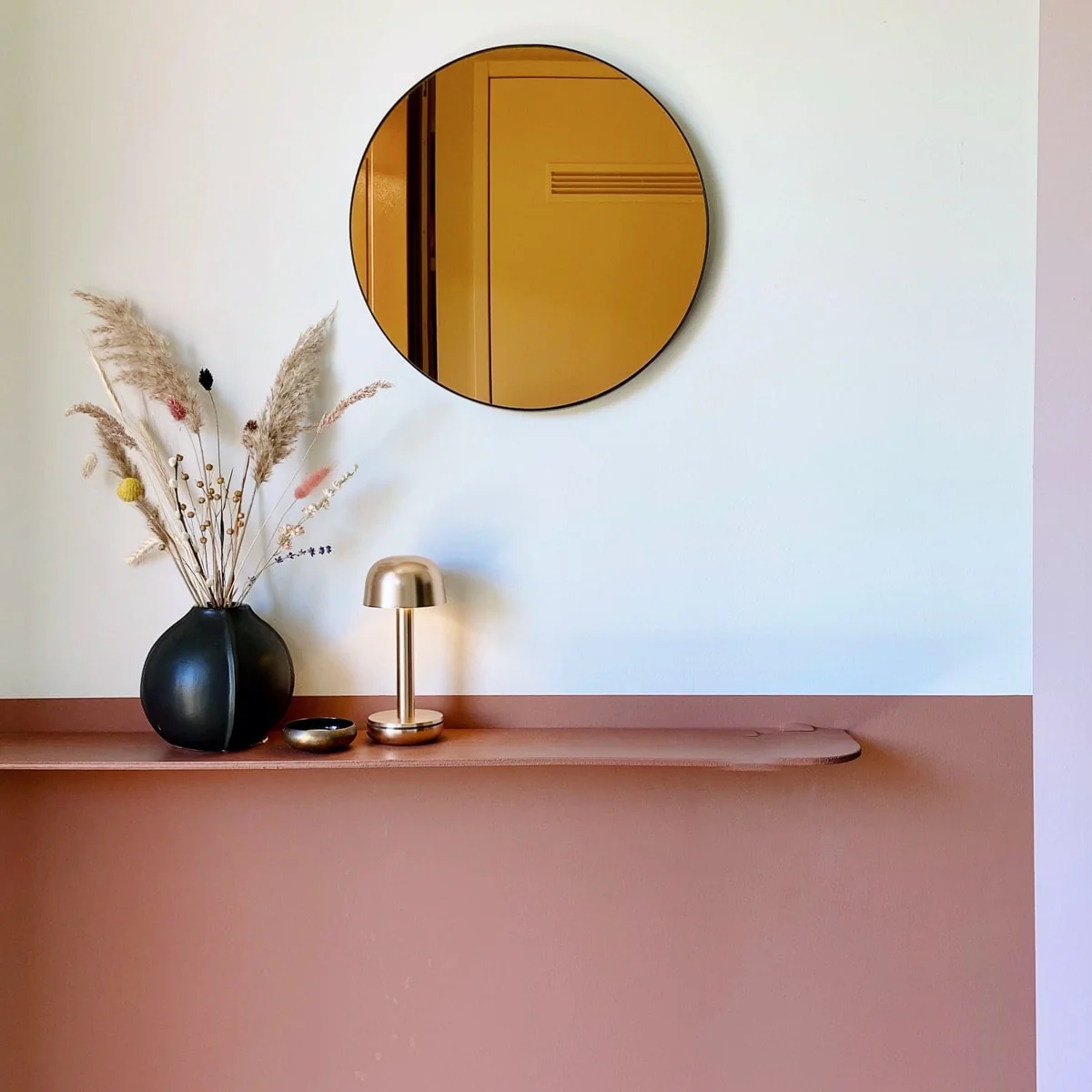 Humble Two Rechargeable Table Lamp - Gold - Image 4