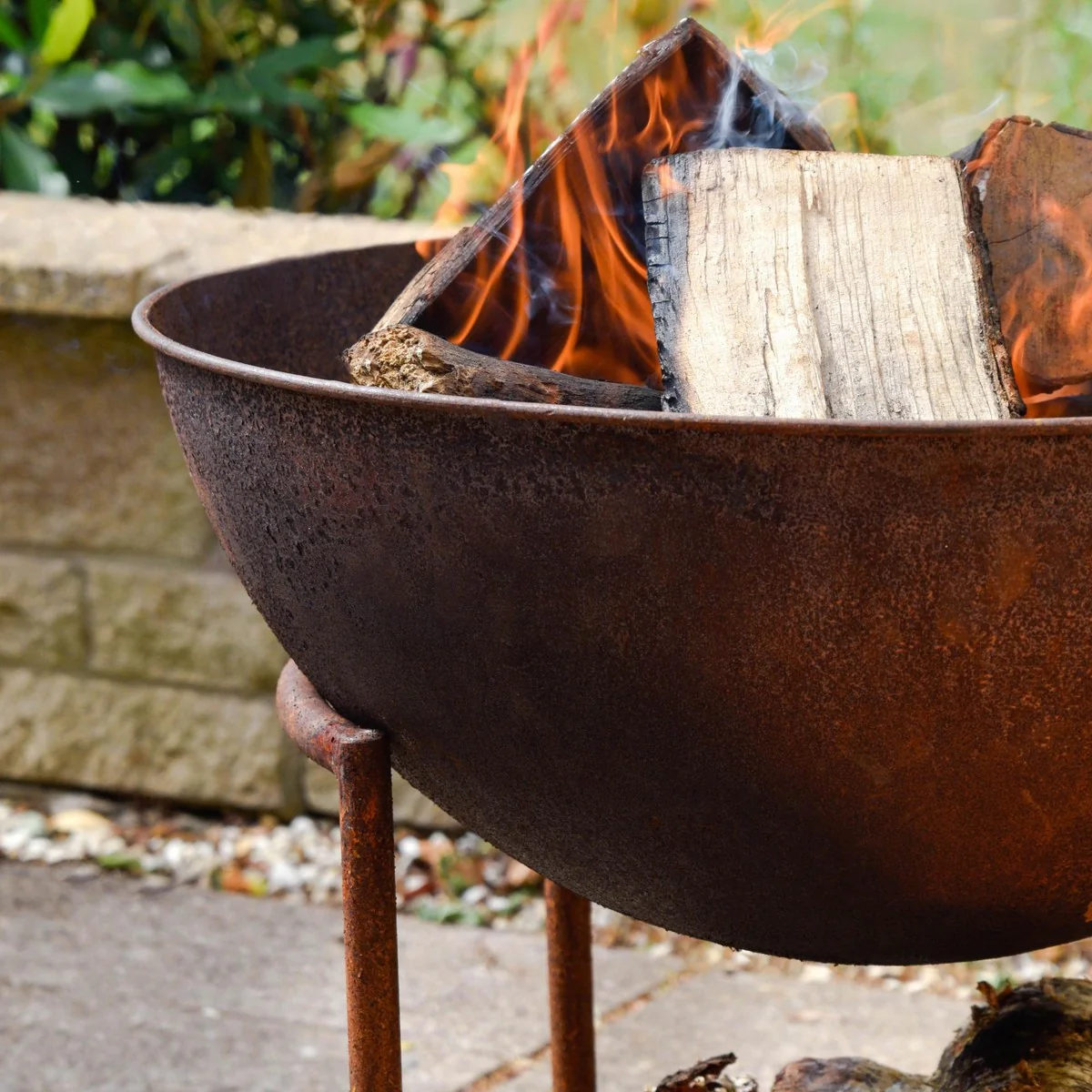 Ivyline Outdoor Cast Iron Fire Pit on Stand - Image 9