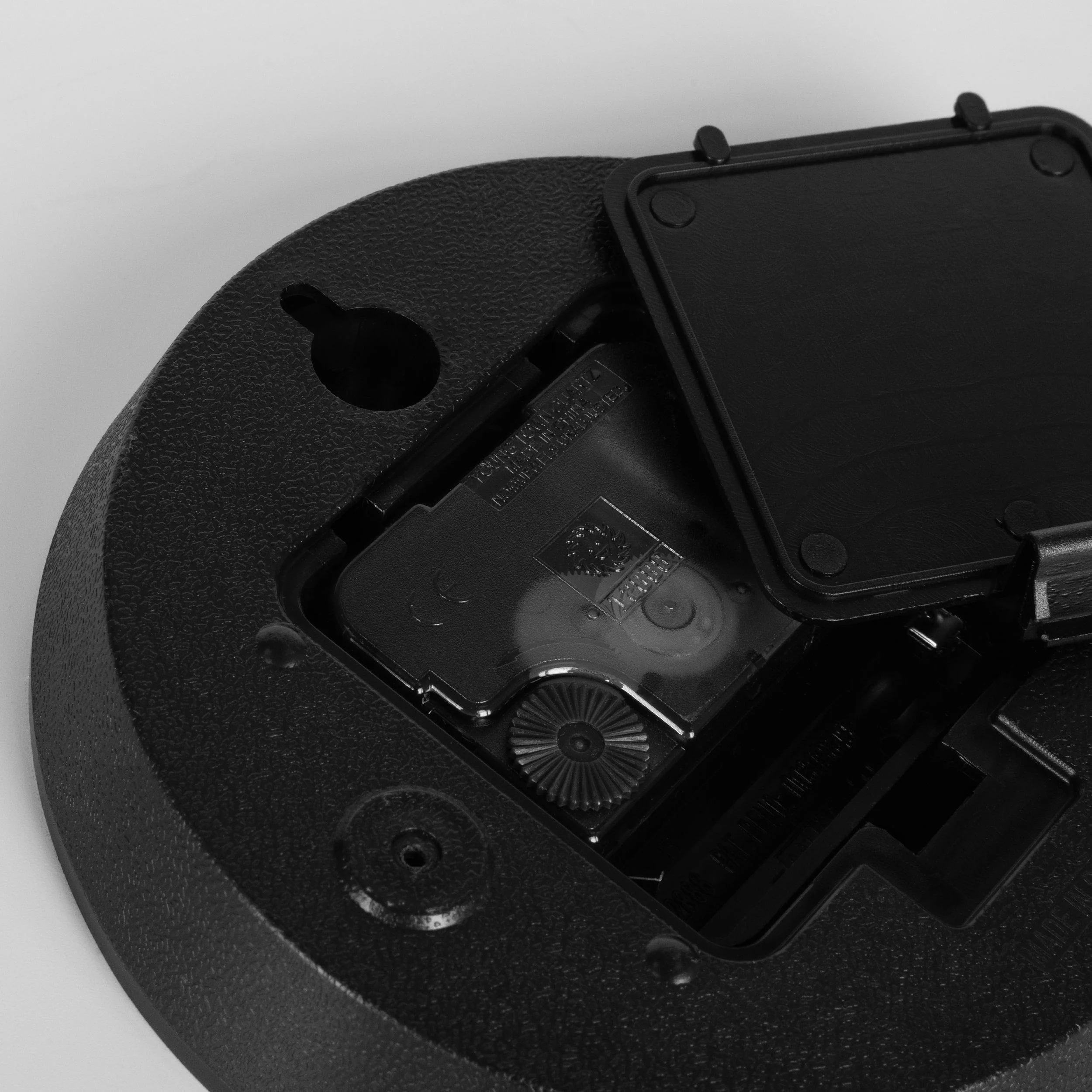 Thomas Kent 50cm Outdoor Wall Clock Arabic Cement - Image 4